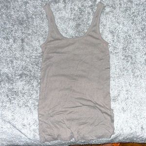 🥶🔵💙MOSSIMO. SIZE SMALL. 🥶🔵💙 60 %cotton and 40% modal. Made in Nicaragua